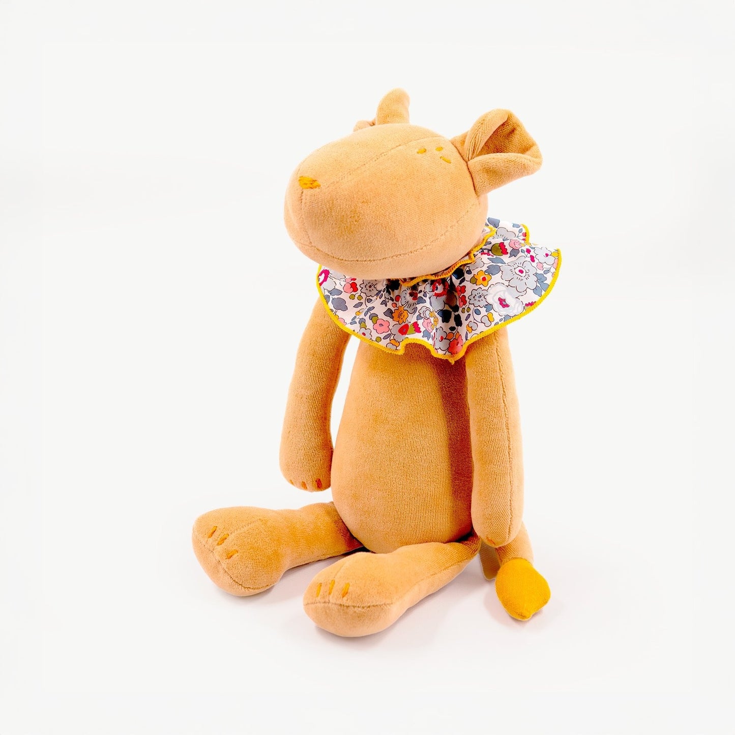 Kuscheltier Löwin Emma - 37cm Premium Löwin aus GOTS-Bio-Baumwolle (Made in France)