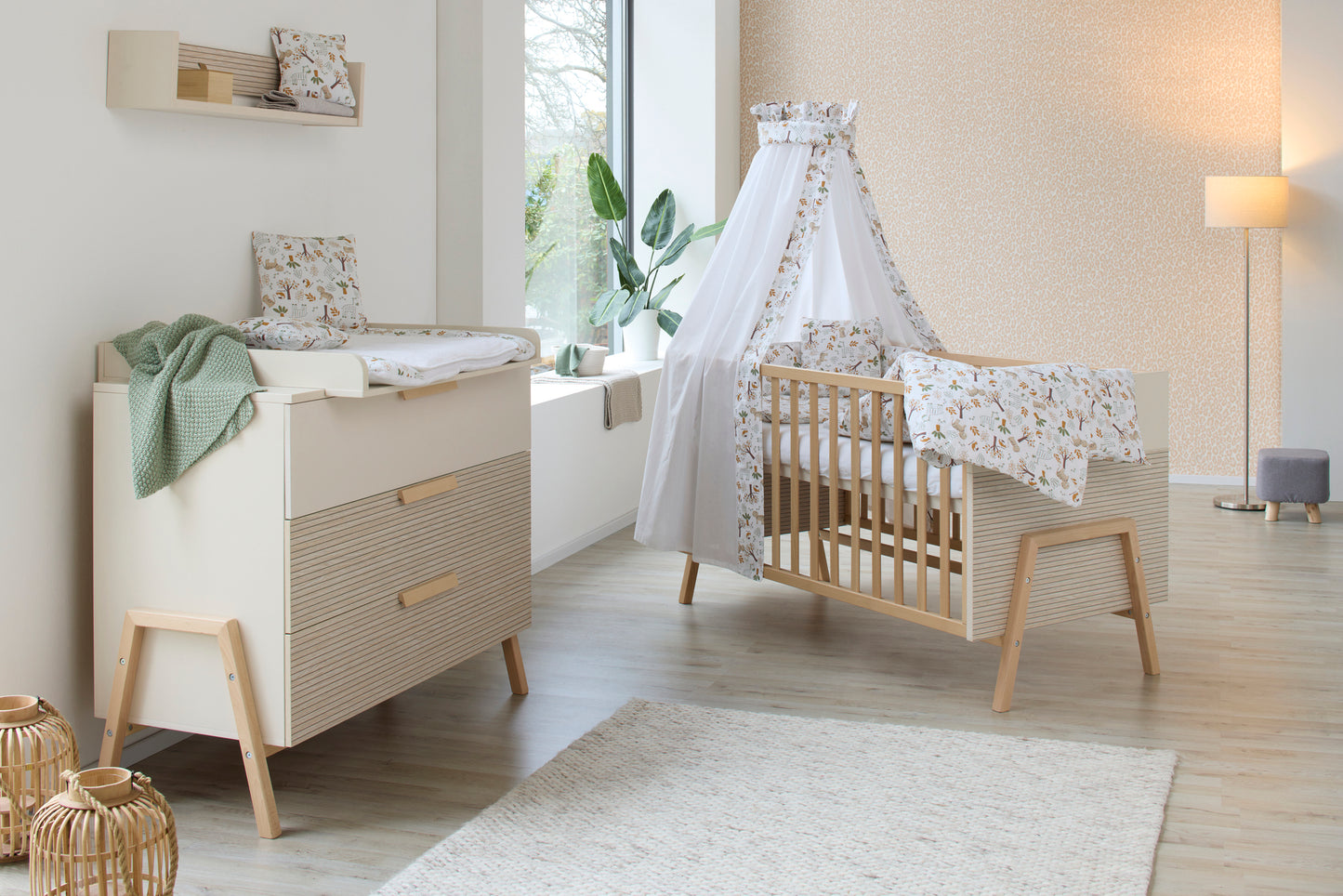 Kinderzimmer-Set HAPPY 2-teilig – Kombi-Kinderbett & Wickelkommode