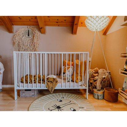 Faltbares Kinderbett tiSsi JORI - 120x60 cm Reisebett aus Massivholz inkl. Matratze