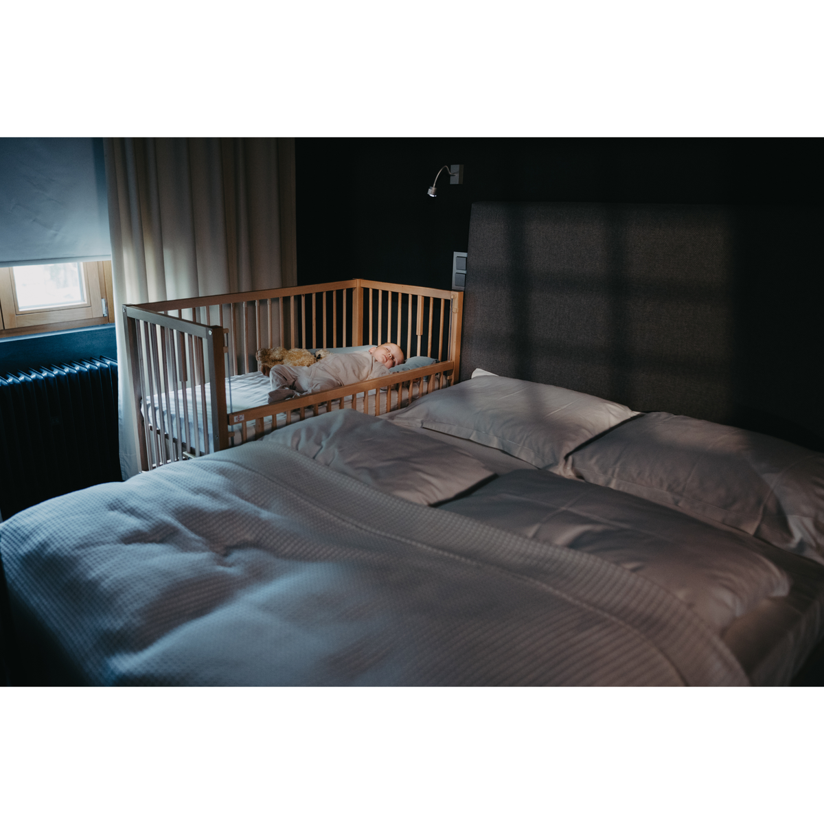 Beistell- und Babybett tiSsi HAJO - 120x60 cm Mitwachsendes Kinderbett Massivholz