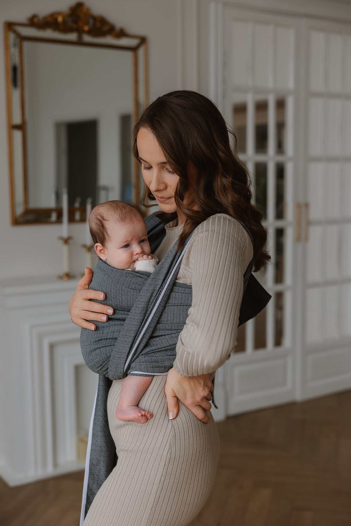 Storchenwiege Tragetuch Leo - Ergonomisches Baby-Tragetuch aus Bio-Baumwolle