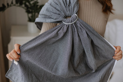 Storchenwiege Ringsling Leo - Schnelles Baby-Tragetuch mit Ringen