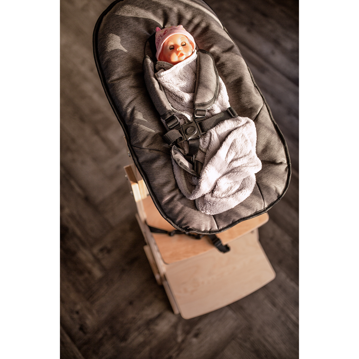 tiSsi Babyaufsatz Newborn für Hochstuhl - Baby Liegeaufsatz aus Massivholz