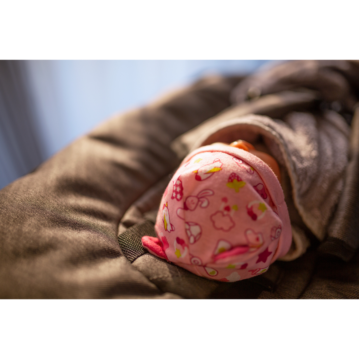 tiSsi Babyaufsatz Newborn für Hochstuhl - Baby Liegeaufsatz aus Massivholz