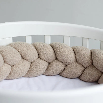 Bettschlange Bouclé geflochten - Weicher Teddy-Bettzopf fürs Baby- & Kinderbett