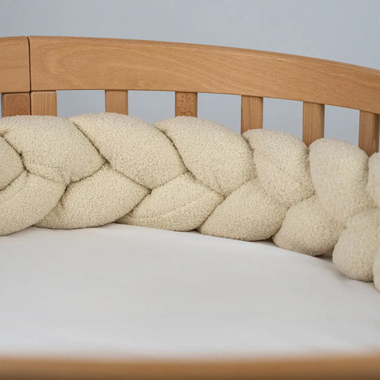 Bettschlange Bouclé geflochten - Weicher Teddy-Bettzopf fürs Baby- & Kinderbett