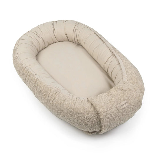 Babynest Bouclé Beige - Mitwachsendes Kuschelnest aus weichem Teddystoff