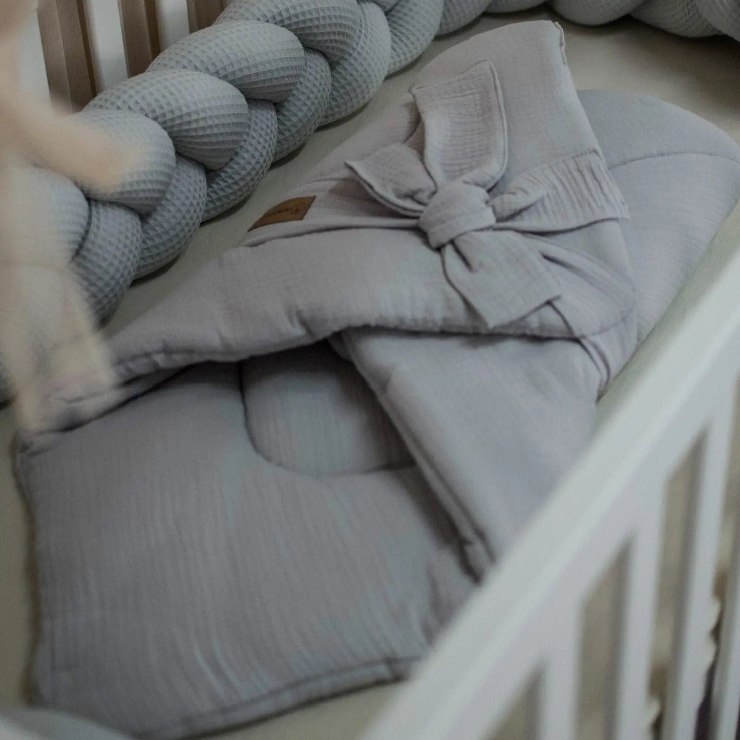 Babyhörnchen Musselin - Weiche Einschlagdecke aus atmungsaktiver Baumwolle
