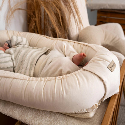 Babynest Baumwolle Beige - Mitwachsender Baby-Kokon aus weicher Baumwolle