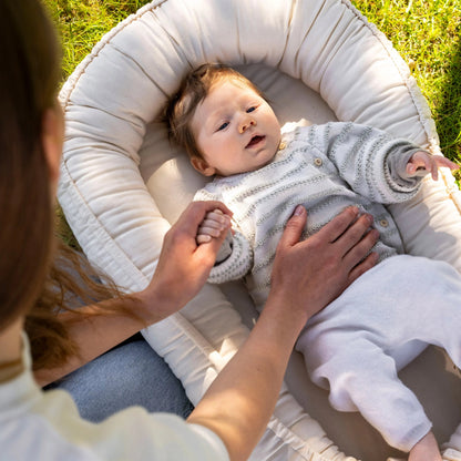 Babynest Baumwolle Beige - Mitwachsender Baby-Kokon aus weicher Baumwolle