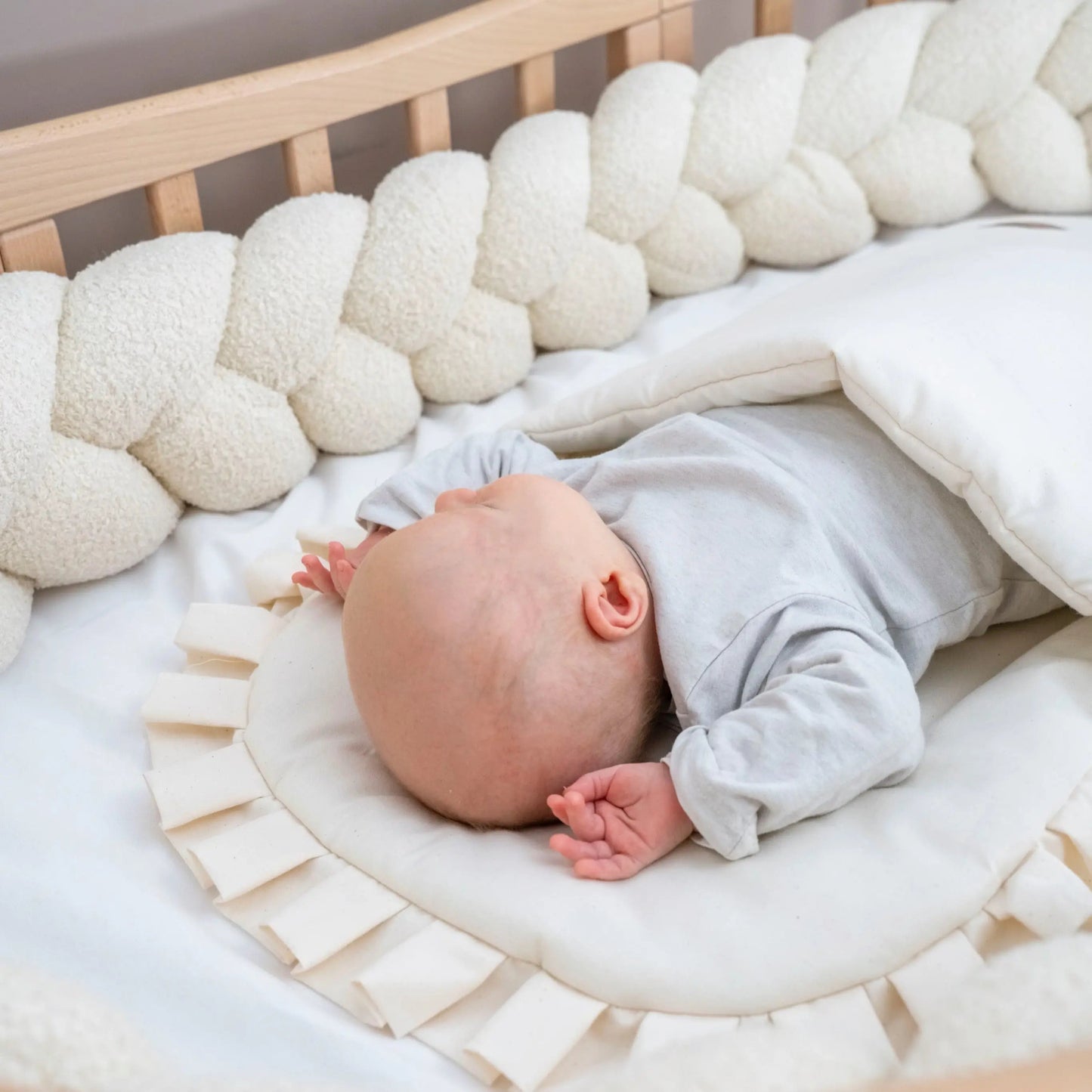 Babyschlafsack Dreamy Bio-Baumwolle - 2.5 TOG Ganzjahres-Schlafsack mit Rüschenkrone