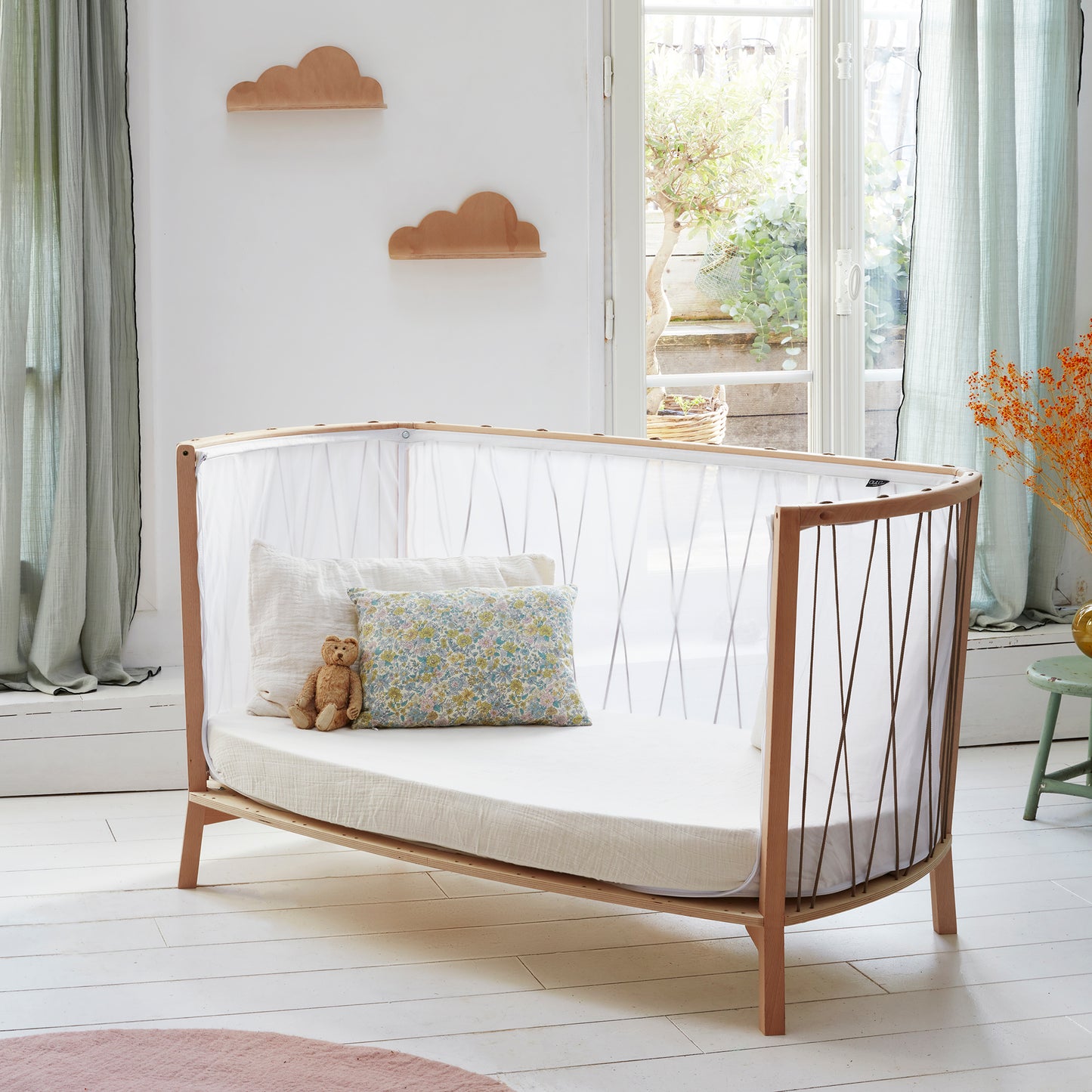 KIMI Babybett 120x60 cm – Mitwachsendes Designbett ohne Gitterstäbe