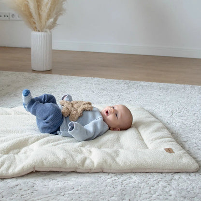 Krabbeldecke Bouclé - Weiche Spielmatte & Krabbeldecke im Teddy-Look