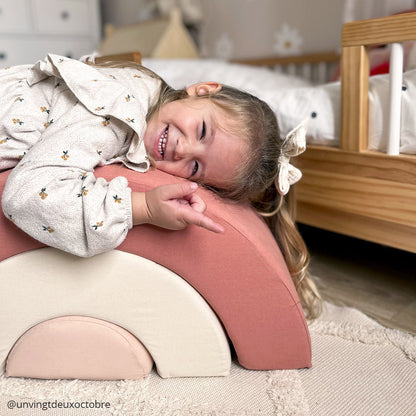 MILO Spielset Regenbogen - Modulares Schaumstoff-Spielzeug & Sitzpouf