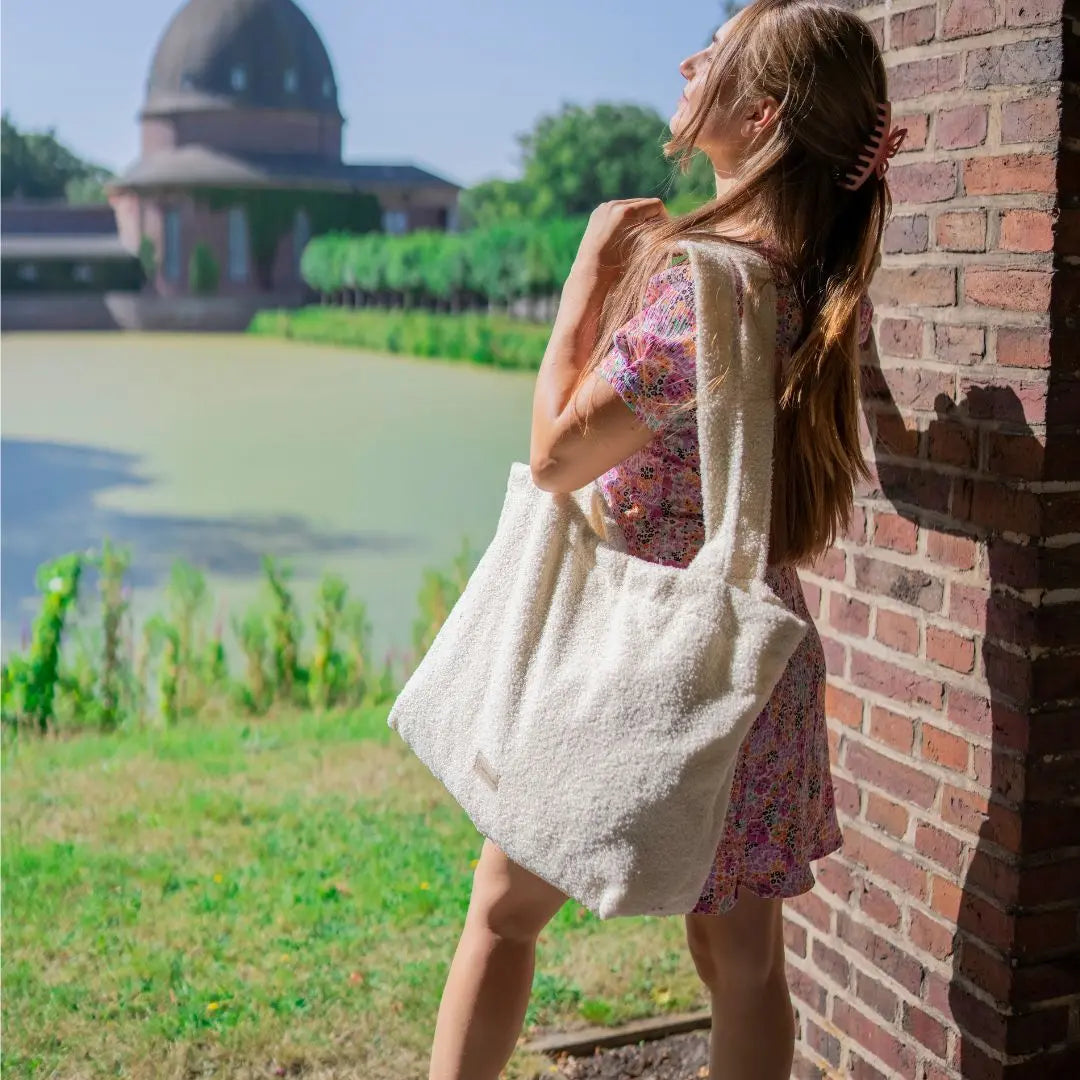 Mom Bag Bouclé Creme - Großer Teddy-Shopper für den Kinderwagen