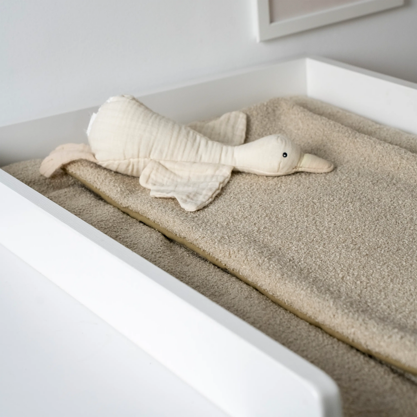 Wickelauflage Bouclé - Weiche Teddy-Wickelmatte inklusive wasserdichter Unterlage