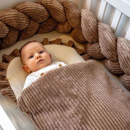 Babyschlafsack Dreamy Cord - 2.5 TOG Ganzjahres-Schlafsack mit Rüschenkrone