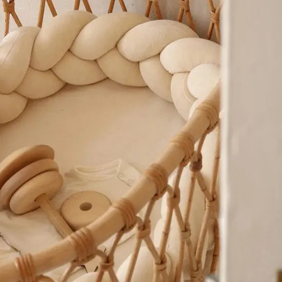 Babynest & Bettschlange 2in1 Velours - Mitwachsendes Kuschelnest & Bettumrandung