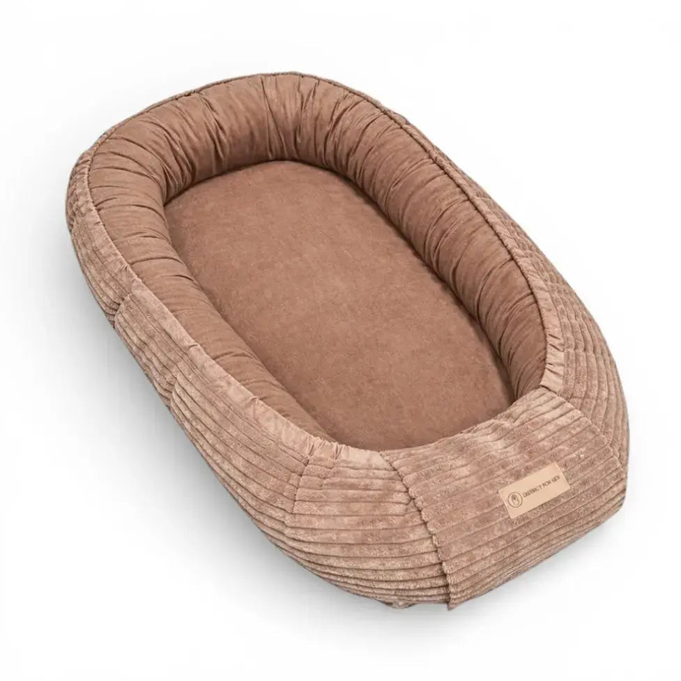 Babynest Cord creme - Mitwachsendes Kuschelnestchen & Reisebett ab Geburt