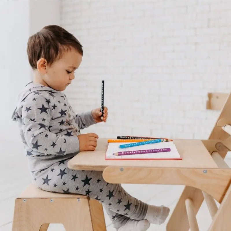 Staffelei mit Kinderstuhl Holz - Kunst-Erweiterung für Kletterdreieck